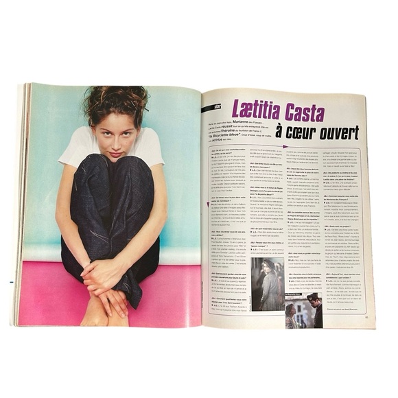 Vintage JJ Jeune & Jolie French Magazine October 2000 Y2K Laetitia Casta Cover - Picture 2 of 8